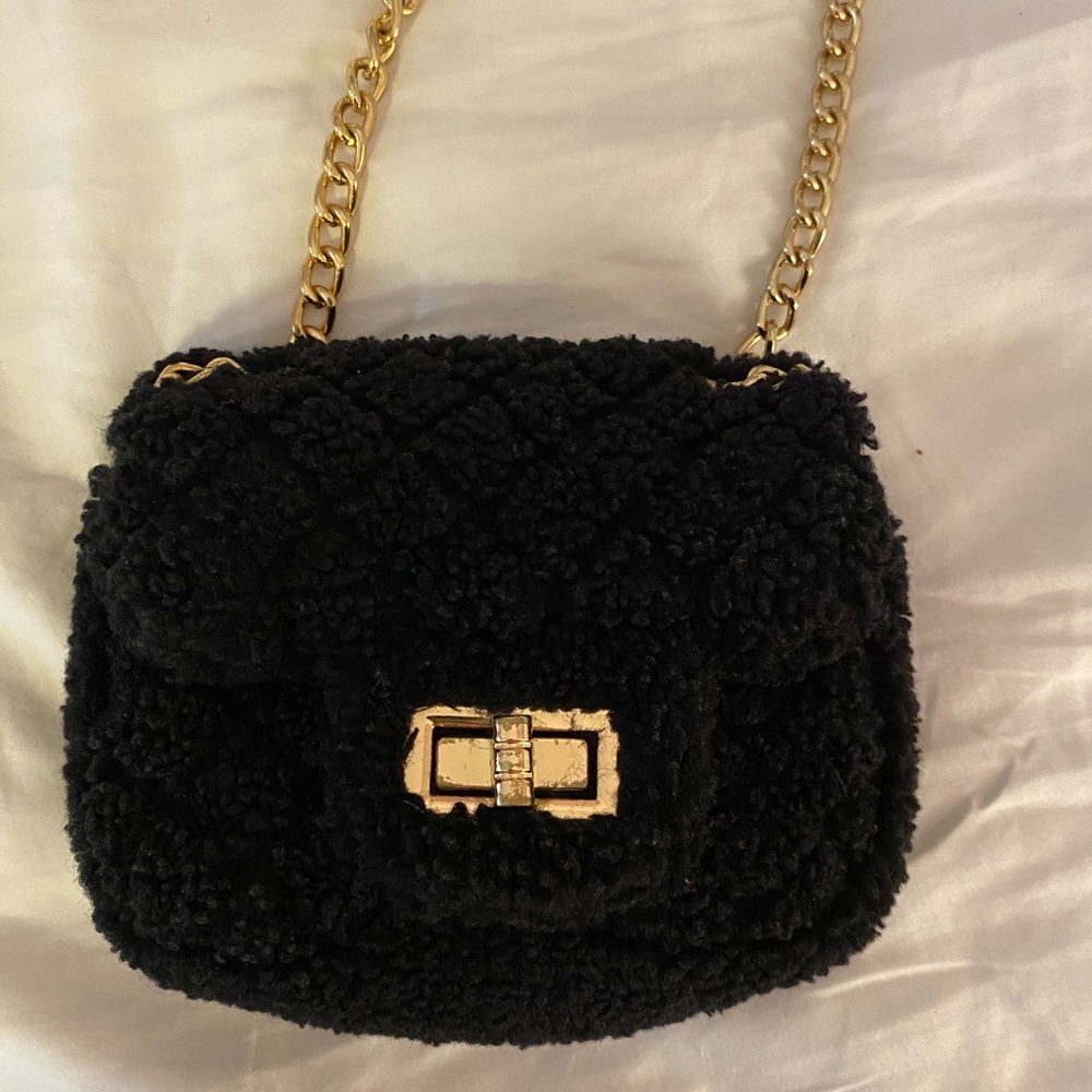 Black handbag purse